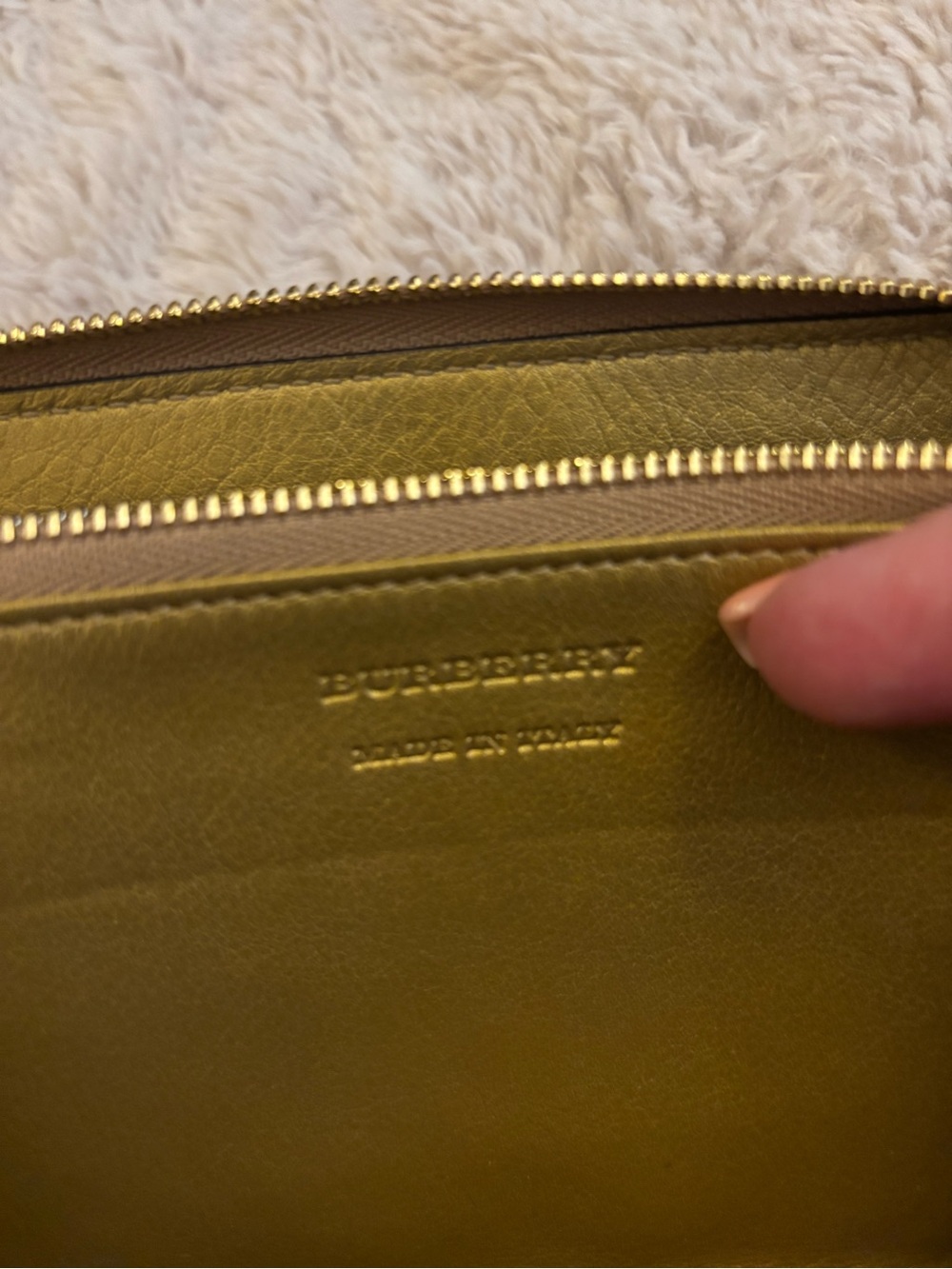 ✨Rare Vintage Burberry Metallic Gold Leather & Nova Check Zip Wallet - Picture 7 of 11